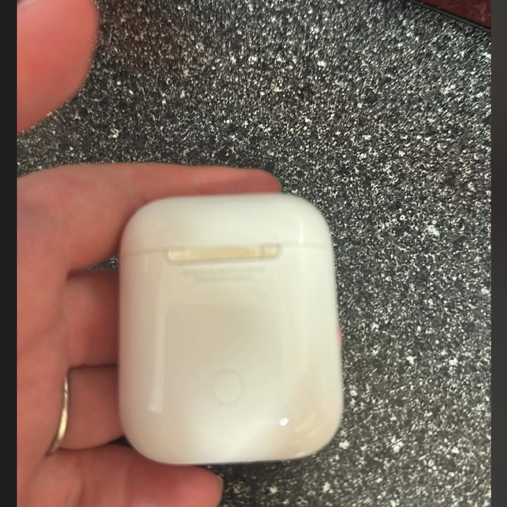 Apple AirPods